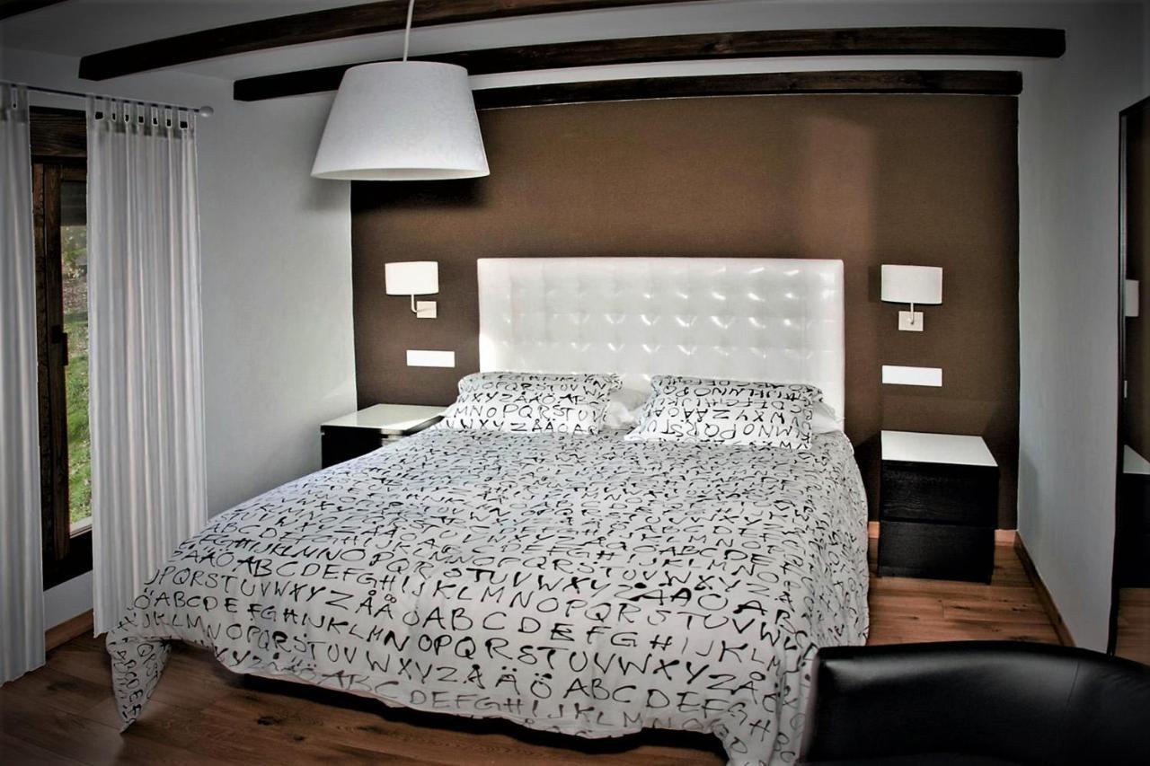 Apartamentos El Roble Valverde de la Vera Exterior foto