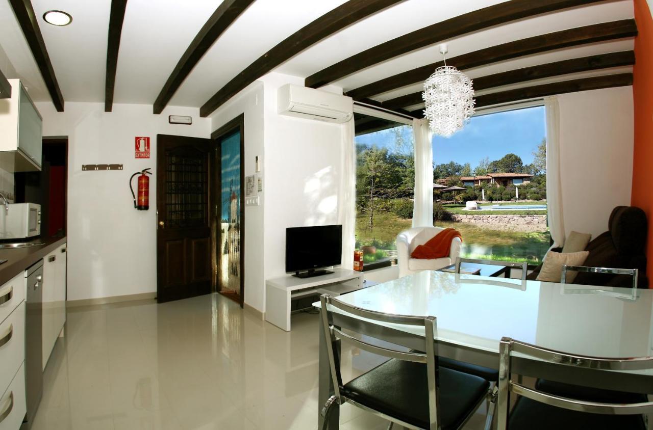 Apartamentos El Roble Valverde de la Vera Exterior foto